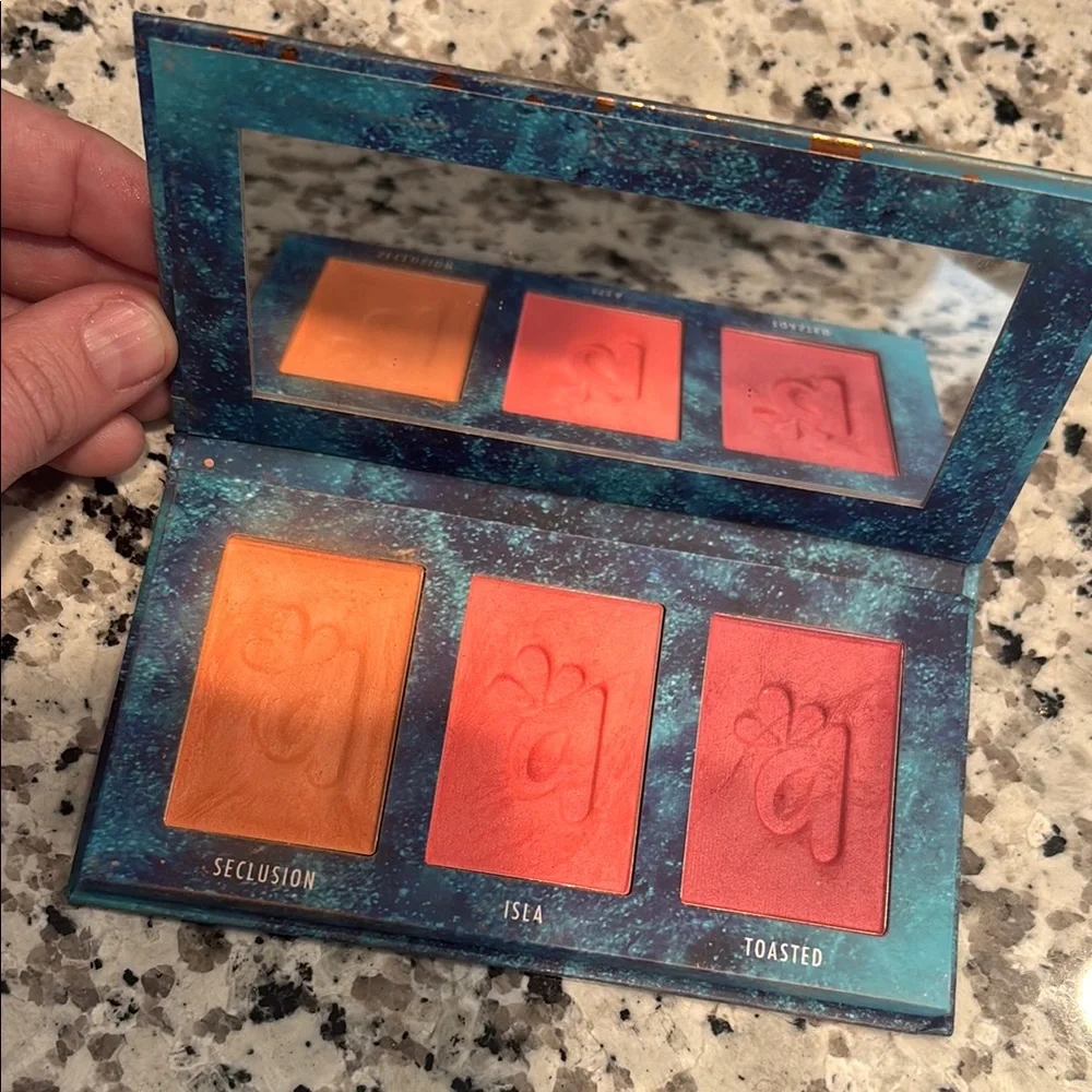 Alamar Colorete Blush Trio Vibrant Blush Trio Palette